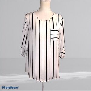 Lily White strip tab sleeve chiffon top